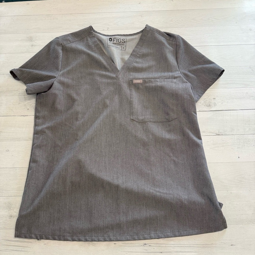 FIGS Catarina one pocket women's scrub topโ grey size medium
